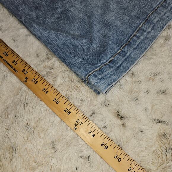 Torrid Bombshell Flair Premium Stretch Light Wash Jeans Size  Size 26S - Picture 7 of 9